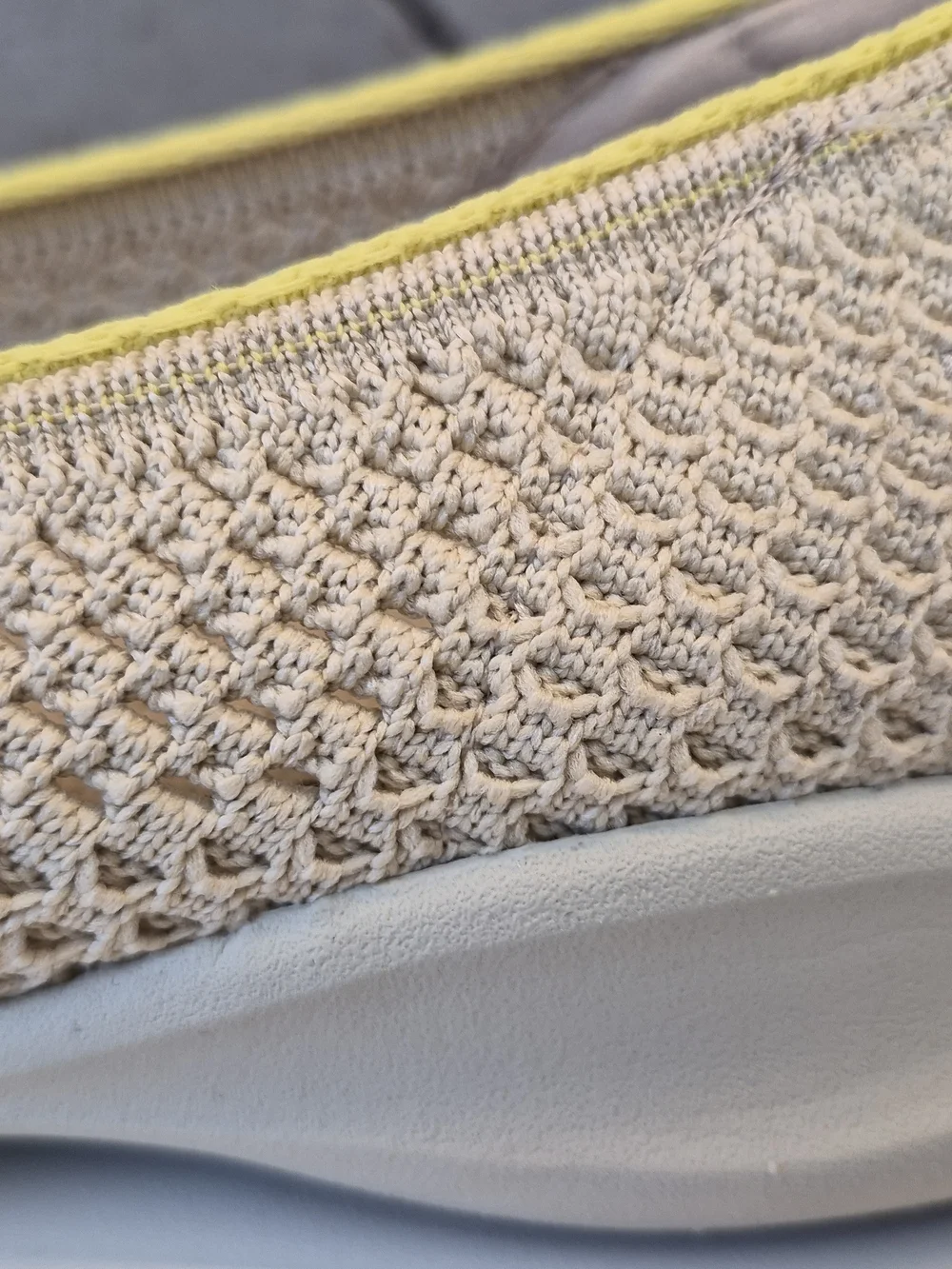 Vionic Women’s Beige Knit Slip-On Flats with Yellow Trim